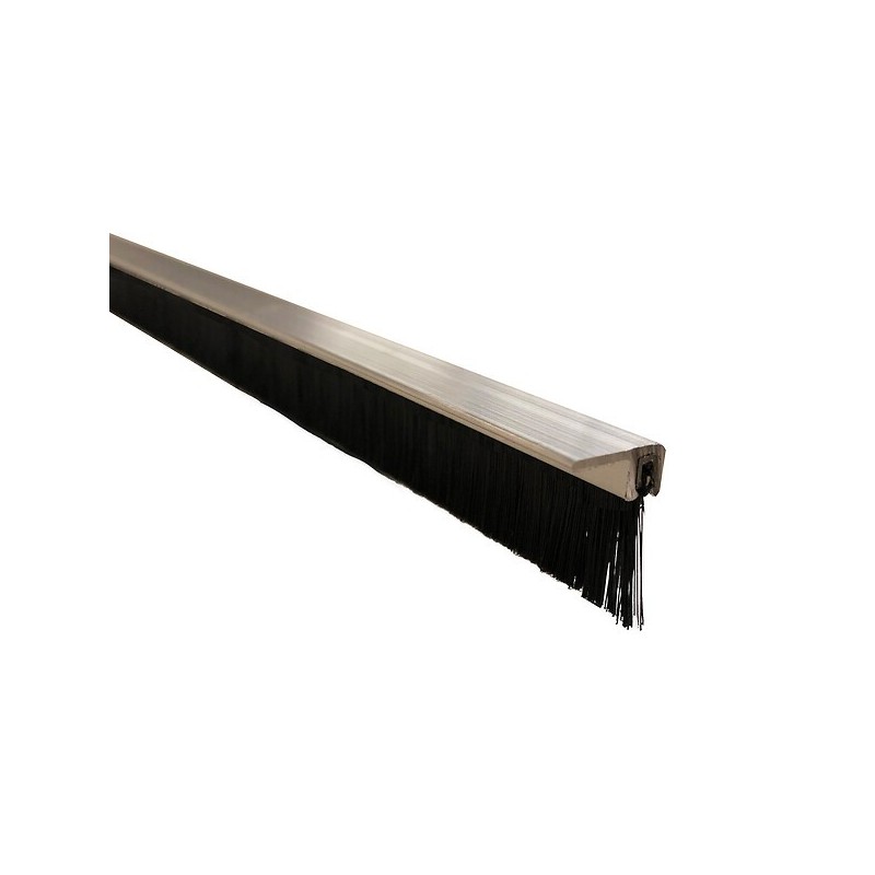 Plinthe en applique à brosse à 90° de dessous de porte 7 mm de profilé aluminium + 15 mm de brosse