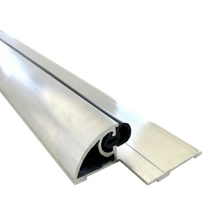 Seuil PMR à la suisse avec joint monté et prédécoupe - ATRIUS