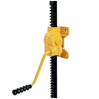 Crics à crémaillère